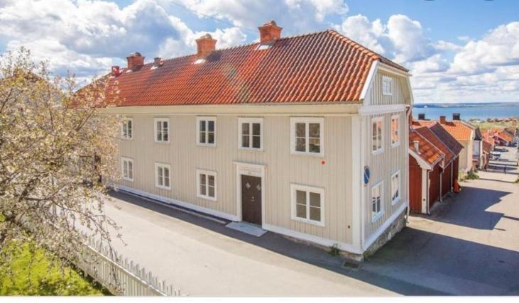 Angbaten - New Buildt Double Rooms In The Center Of Graenna With Separate Entrance 外观 照片